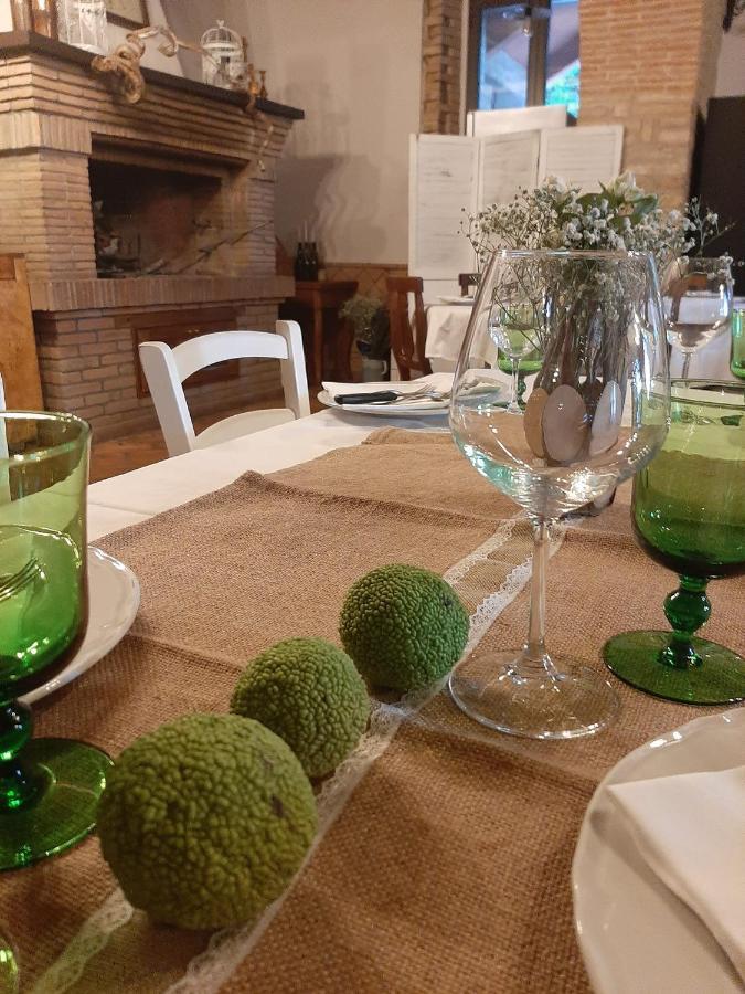 Villa Società Agricola F.lli Angelucci Cannara Esterno foto