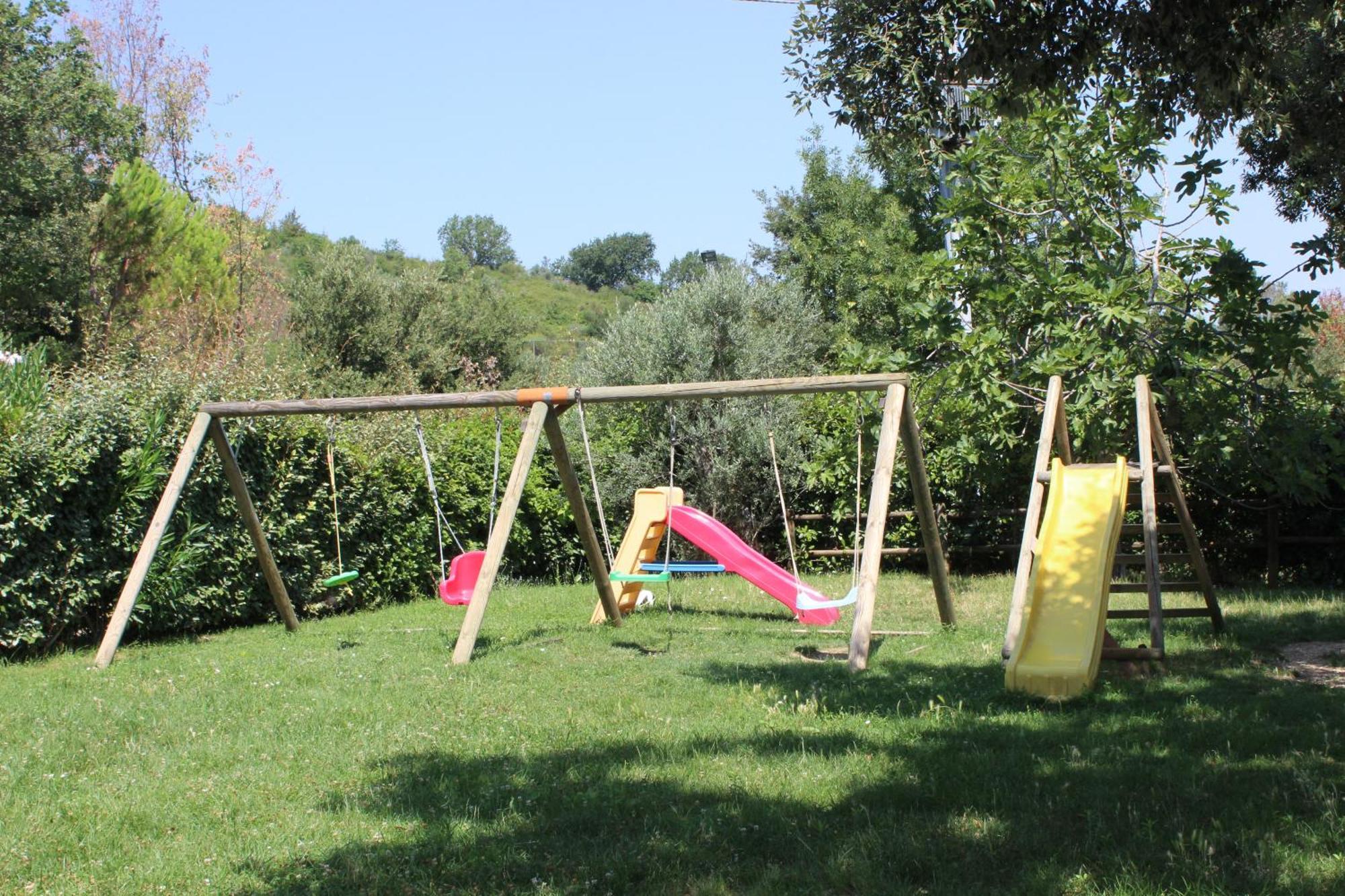 Villa Società Agricola F.lli Angelucci Cannara Esterno foto