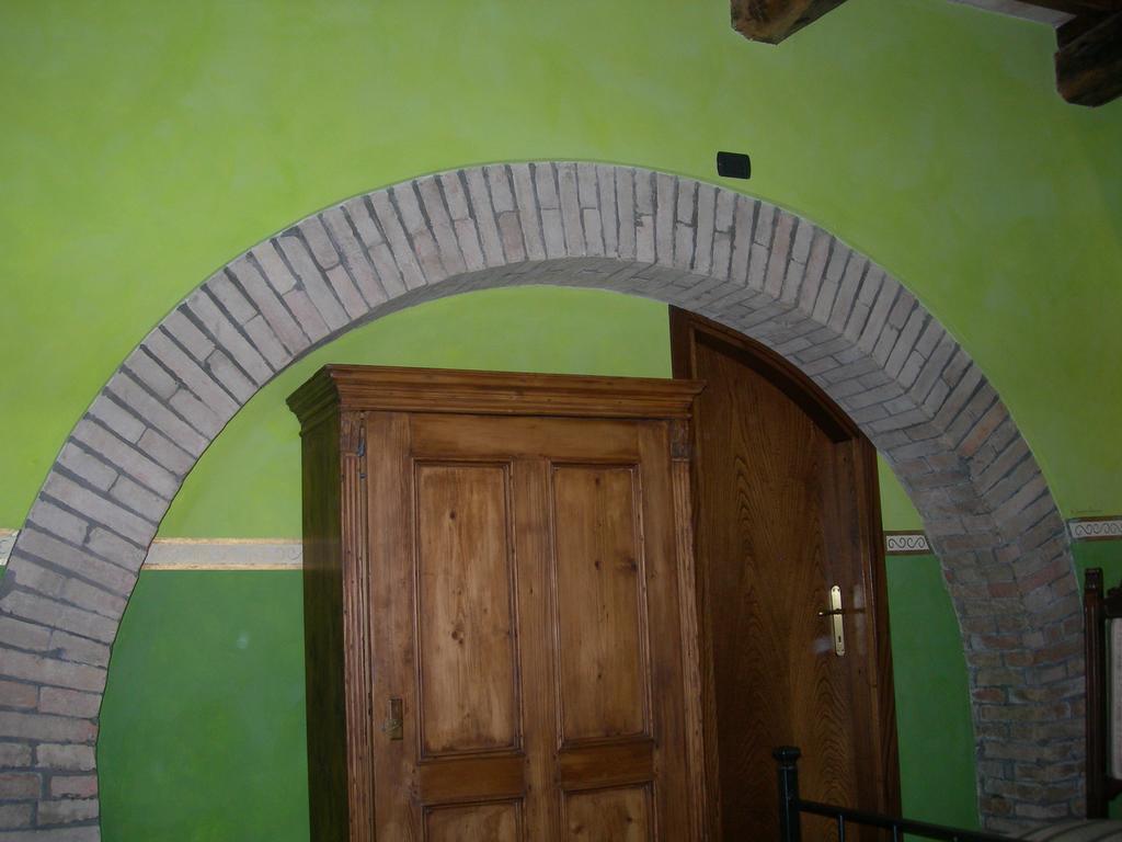 Villa Società Agricola F.lli Angelucci Cannara Esterno foto