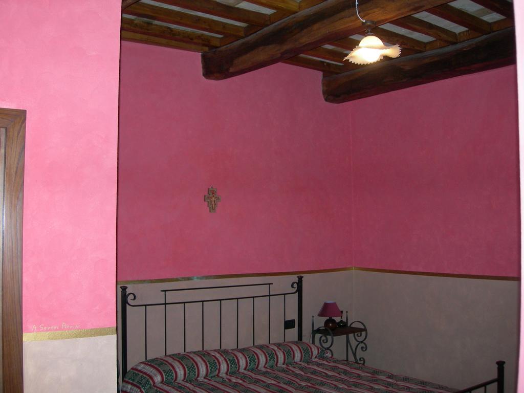Villa Società Agricola F.lli Angelucci Cannara Esterno foto