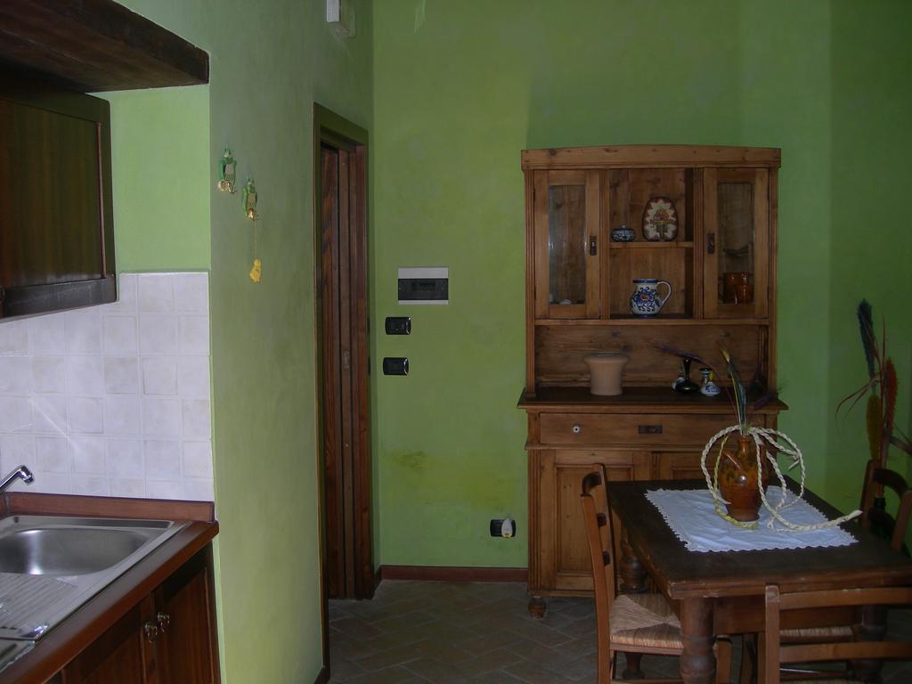 Villa Società Agricola F.lli Angelucci Cannara Esterno foto