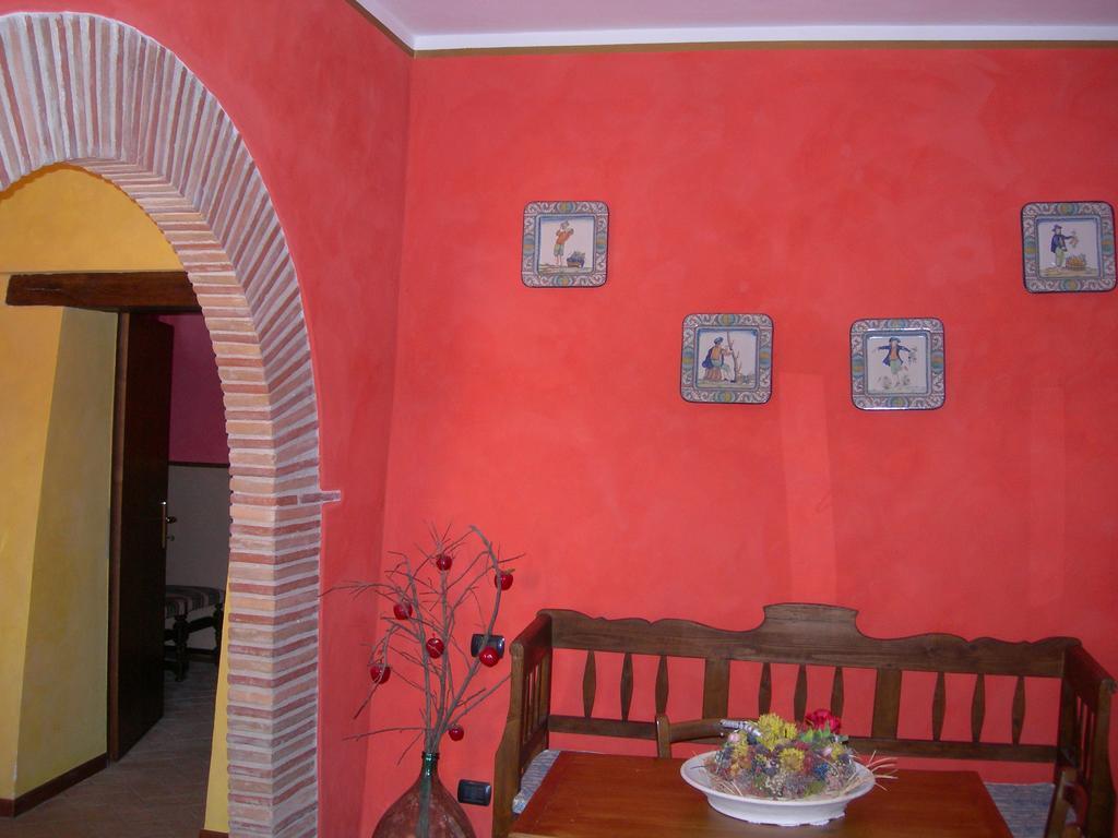 Villa Società Agricola F.lli Angelucci Cannara Esterno foto