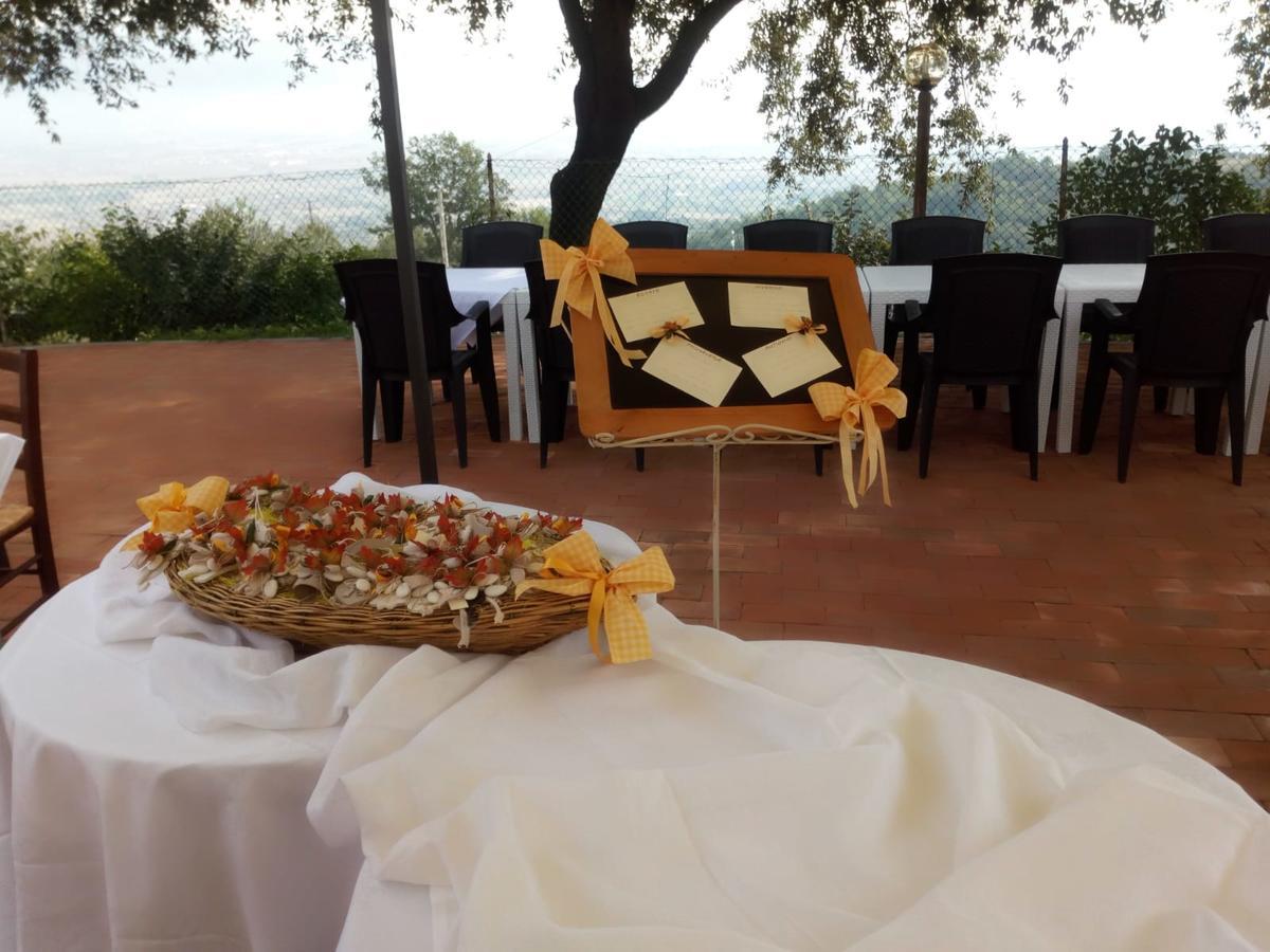 Villa Società Agricola F.lli Angelucci Cannara Esterno foto
