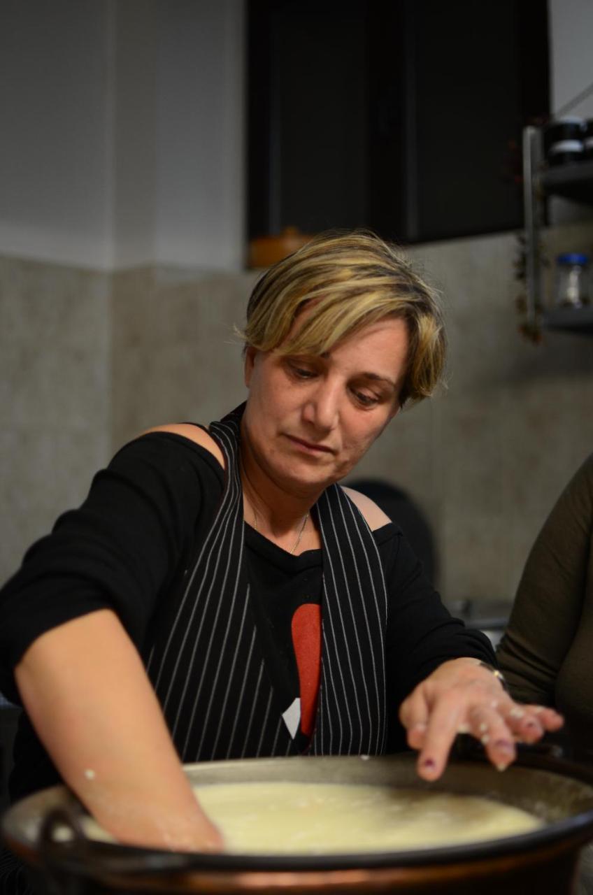 Villa Società Agricola F.lli Angelucci Cannara Esterno foto